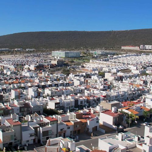 Ventanas sociales, una deuda pendiente con la eficiencia y la industria nacional