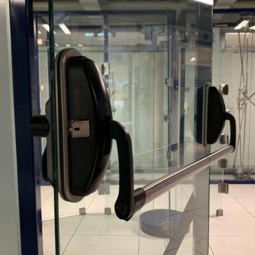 ¿Qué sigue en herrajes para cristal? Innovación que cambia el juego en construcción