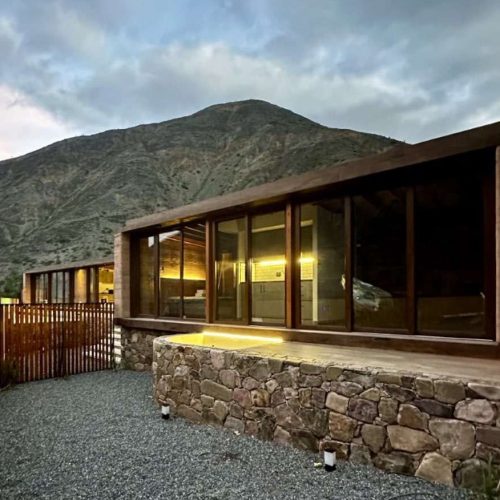 Anma Wasi Refugio: arquitectura contemporánea en diálogo con el paisaje jujeño